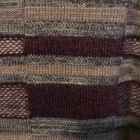 Retreat Knitted Grandpa Sweater - Picture 3 of 3